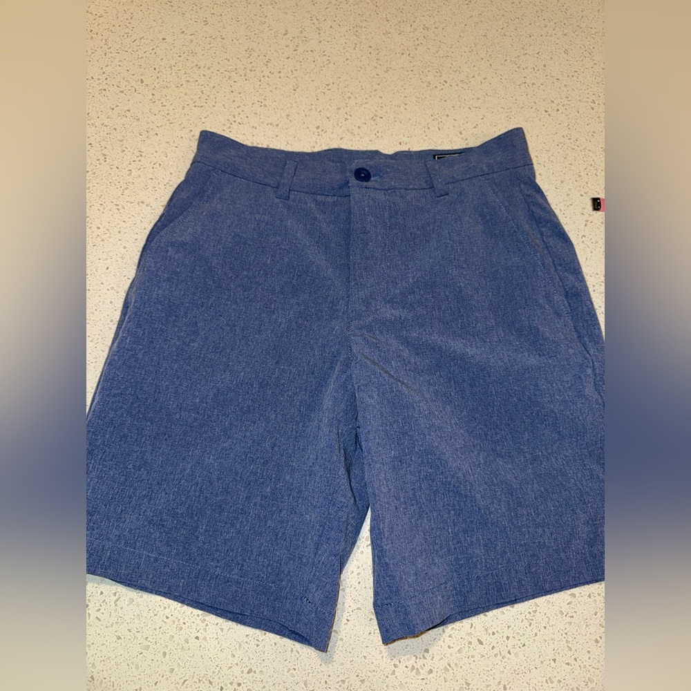 Vineyard Vines Men 28W Performance 8’ Blue Shorts (90% poly/10%spandex)